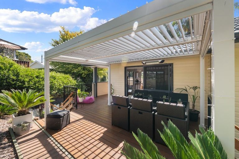 Photo of property in 190 Welcome Bay Road, Welcome Bay, Tauranga, 3112
