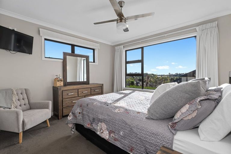 Photo of property in 32 Hawkridge Heights, Bethlehem, Tauranga, 3110