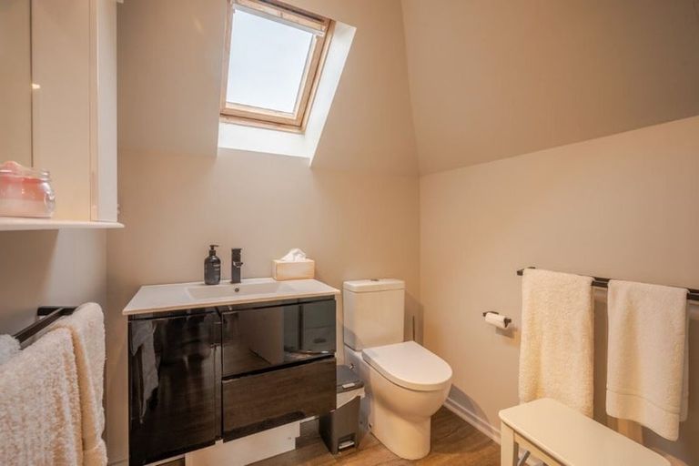 Photo of property in 5f Church Street, Akaroa, 7520