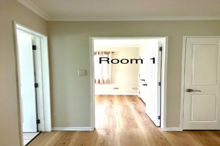 Photo of property in 102 Middlefield Drive, Flat Bush, Auckland, 2016