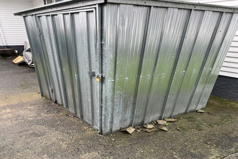 Photo of property in 27 Stanley Street, Levin, 5510