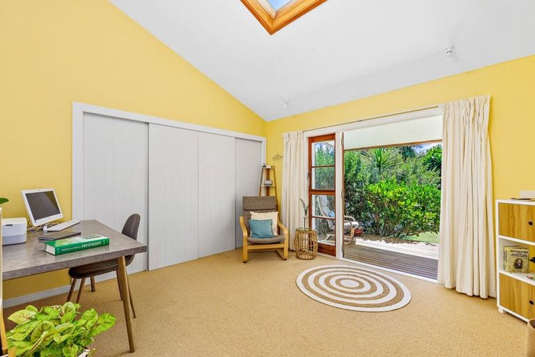 Photo of property in 28 Point Wells Road, Point Wells, Warkworth, 0986