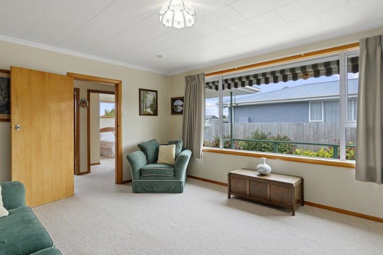 Photo of property in 108 Isleworth Road, Bishopdale, Christchurch, 8053