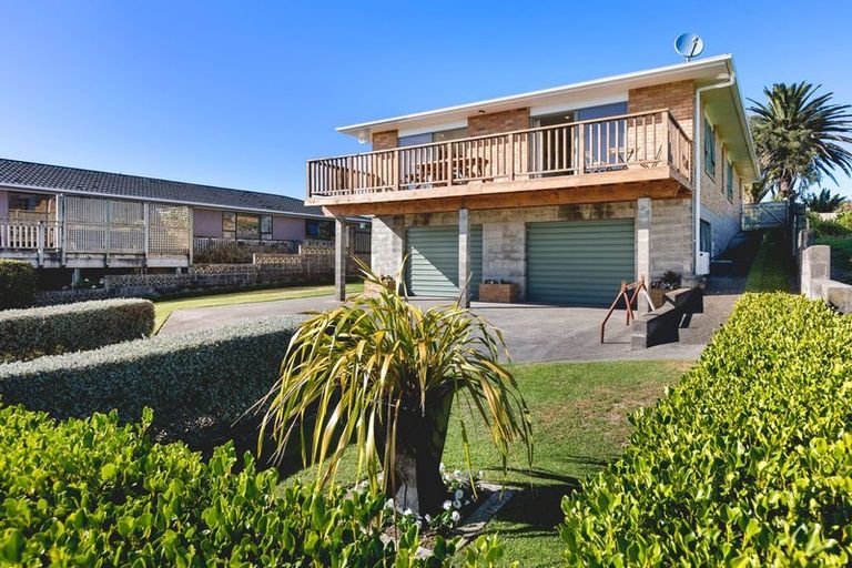 Photo of property in 49 Battiscombe Terrace, Waitara, 4320