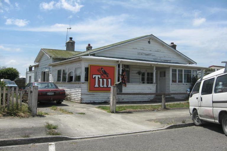 Photo of property in 104 South Street, Feilding, 4702