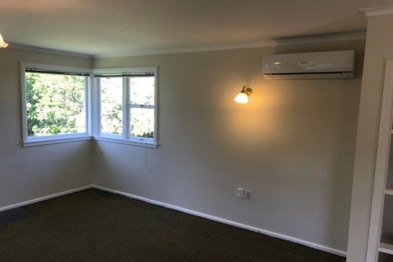 Photo of property in 6 Woodford Terrace, Ilam, Christchurch, 8053