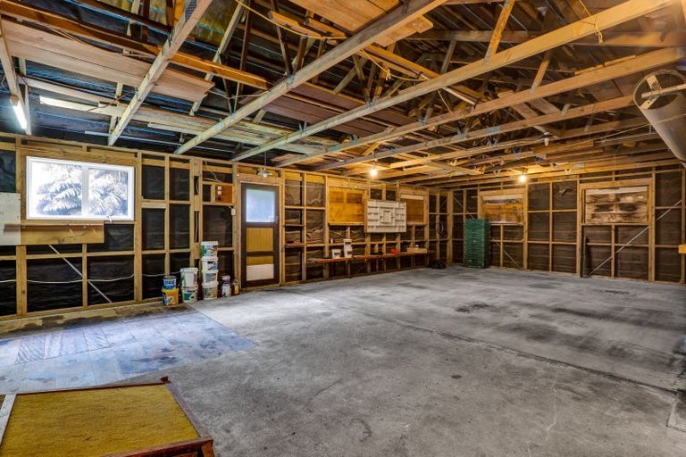 Photo of property in 29 Montjoy Street, Stratford, 4332