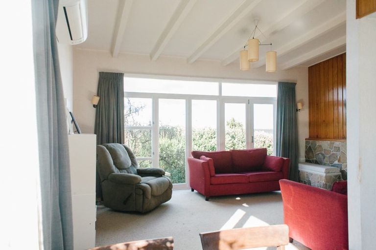 Photo of property in 31 Dowse Drive, Maungaraki, Lower Hutt, 5010