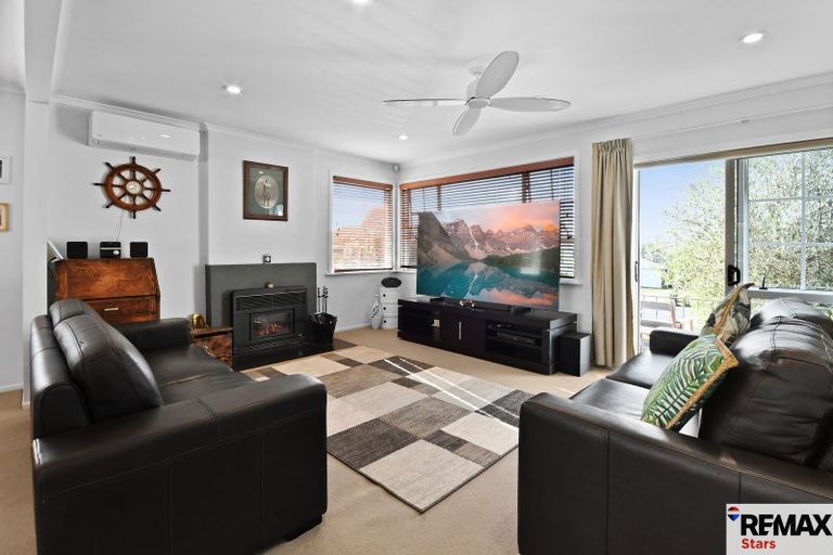 Photo of property in 38 Helvetia Road, Pukekohe, 2120
