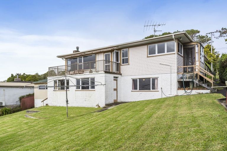 Photo of property in 462 Don Buck Road, Massey, Auckland, 0614