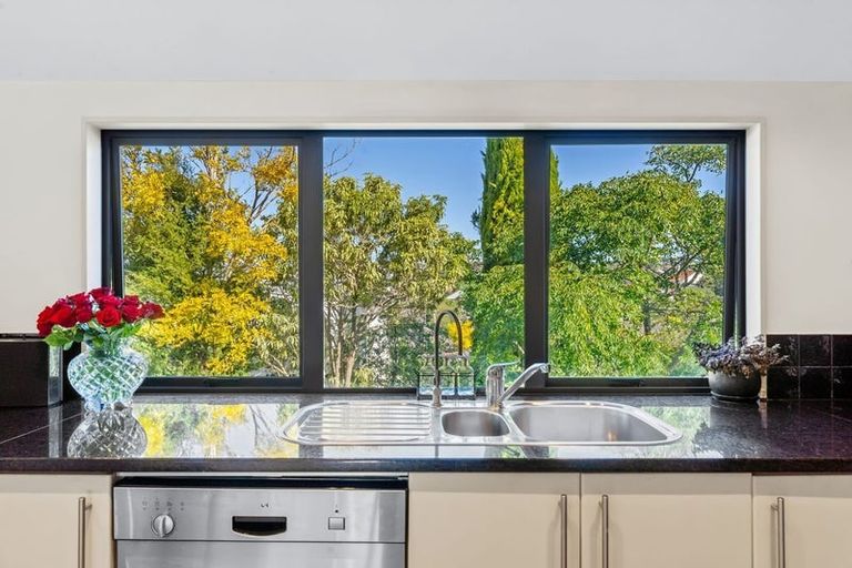 Photo of property in 416 Beach Road, Mairangi Bay, Auckland, 0630