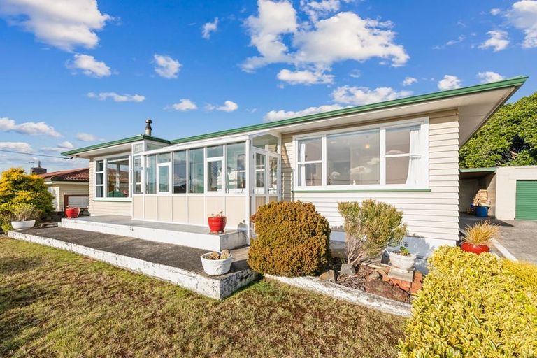 Photo of property in 8 Francis Road, Paraparaumu Beach, Paraparaumu, 5032