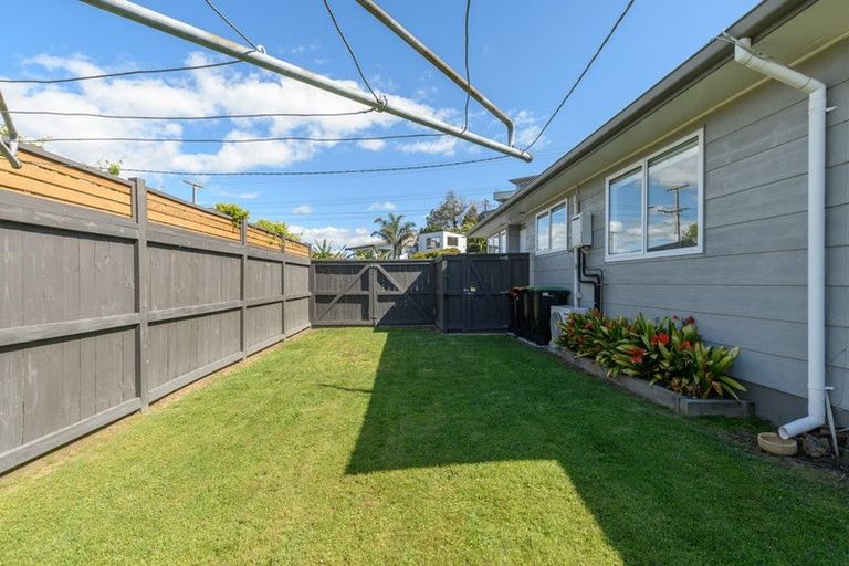 Photo of property in 117b Ngatai Road, Otumoetai, Tauranga, 3110