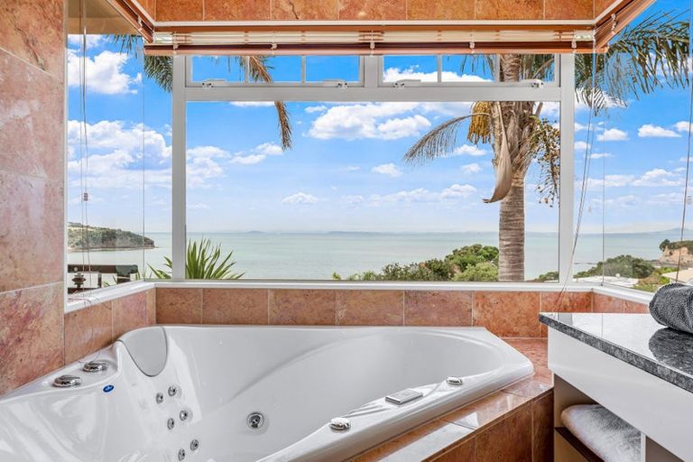 Photo of property in 4 Belle-mer Place, Gulf Harbour, Whangaparaoa, 0930