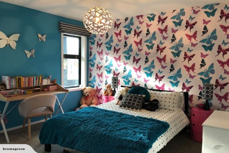 Photo of property in 56 Whakatomo Place, Havelock North, 4130