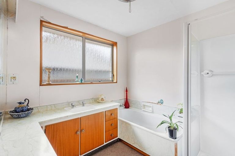 Photo of property in 6 Sequoia Place, Parklands, Christchurch, 8083