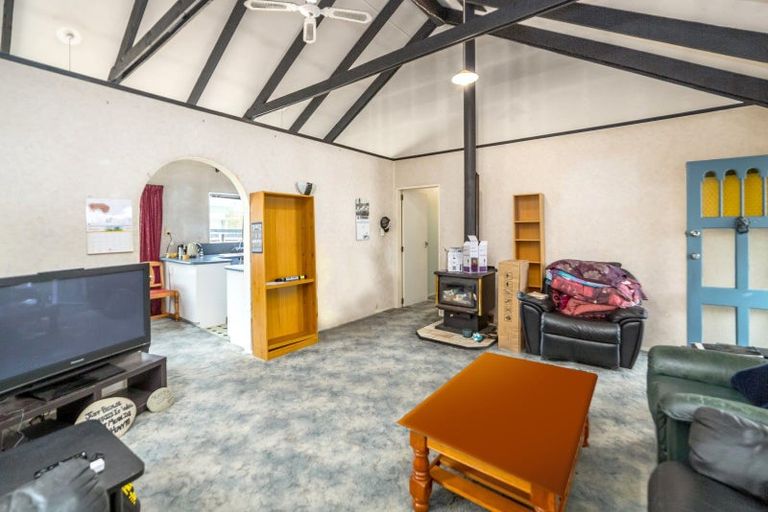 Photo of property in 84 Victoria Street, Carterton, 5713