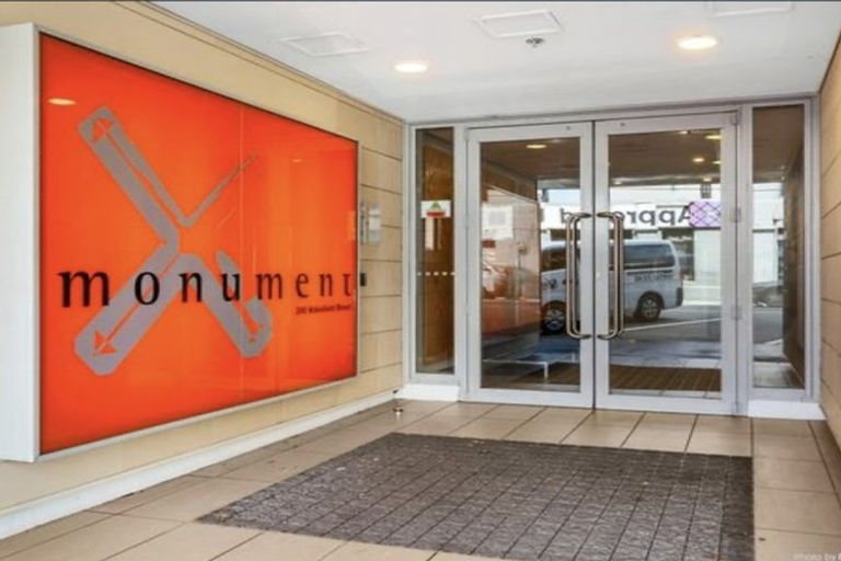 Photo of property in Monument Apartments, 3d/245 Wakefield Street, Te Aro, Wellington, 6011