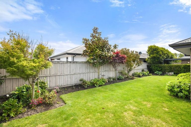 Photo of property in 33 Parklea Avenue, Halswell, Christchurch, 8025