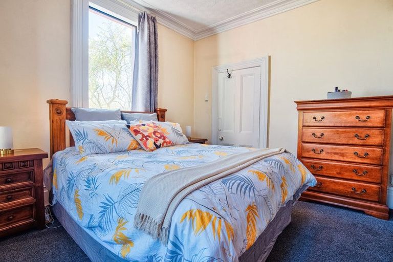 Photo of property in 6 Johnson Street, Milton, 9220