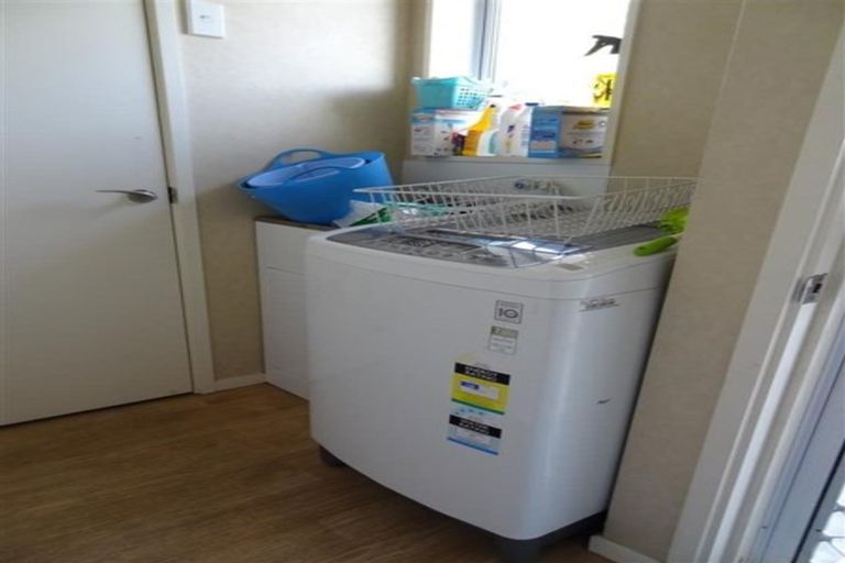 Photo of property in 2/5 Rutherford Street, Woolston, Christchurch, 8023