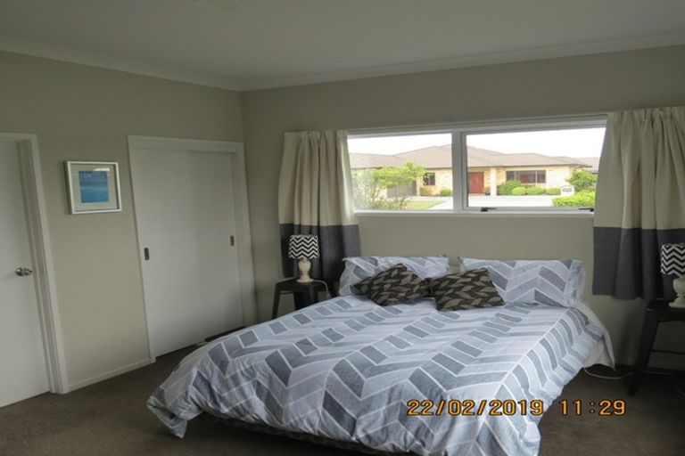 Photo of property in 2 Donald Place, Frimley, Hastings, 4120