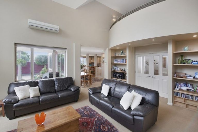 Photo of property in 3 Mallard Place, Unsworth Heights, Auckland, 0632