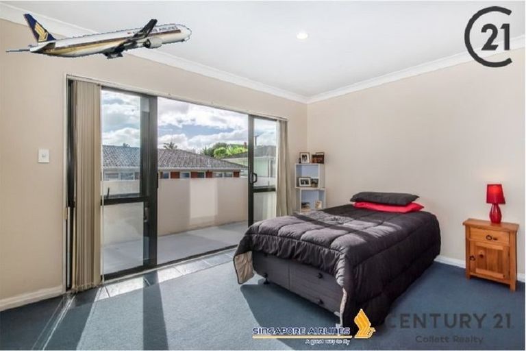 Photo of property in 2/49 College Road, Northcote, Auckland, 0627