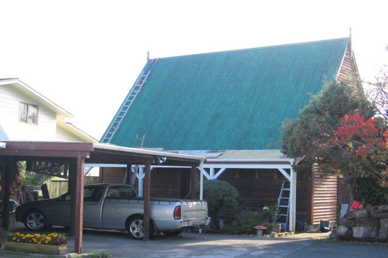 Photo of property in 15a Norton Park Avenue, Fairfield, Lower Hutt, 5011