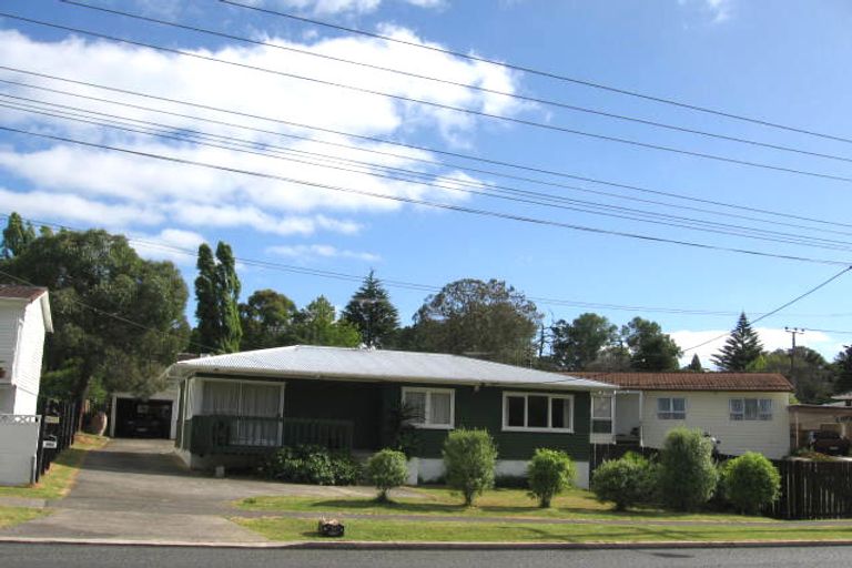 Photo of property in 1/85 Eskdale Road, Birkdale, Auckland, 0626