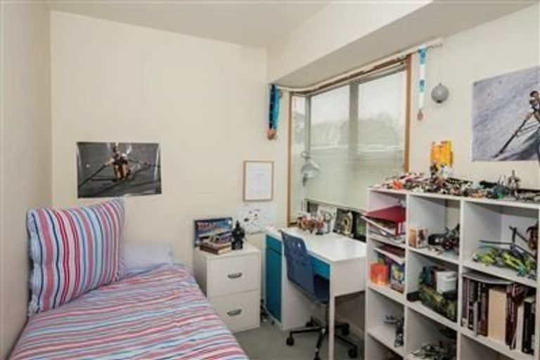 Photo of property in 1 Saint Clio Street, Ilam, Christchurch, 8041