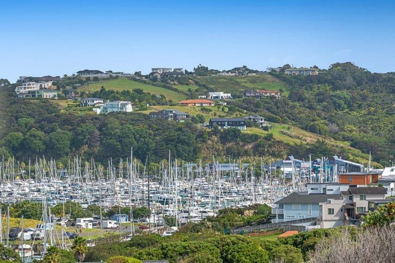 Photo of property in 17 Cape Cod Drive, Gulf Harbour, Whangaparaoa, 0930