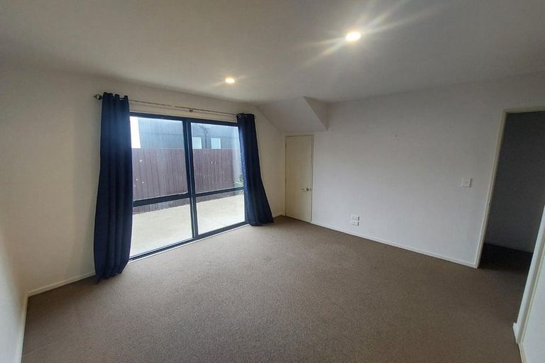 Photo of property in 3/75 Thackeray Place, Waltham, Christchurch, 8023
