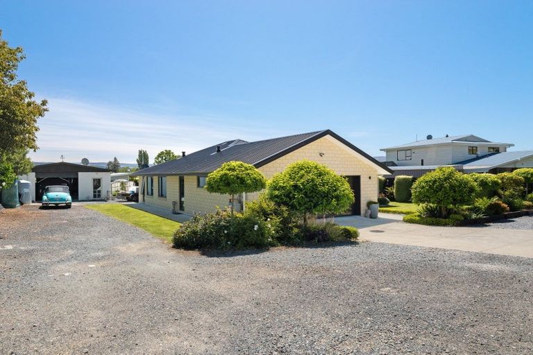 Photo of property in 9 Greenhithe Street, Waihola, Milton, 9073