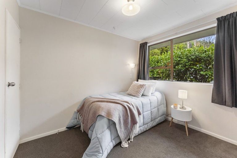 Photo of property in 2/110 Pinehaven Road, Pinehaven, Upper Hutt, 5019