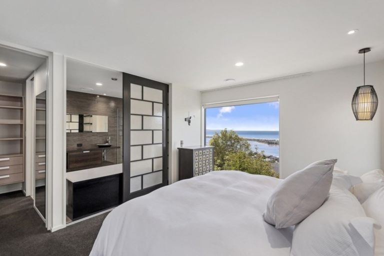 Photo of property in 109c Moncks Spur Road, Redcliffs, Christchurch, 8081