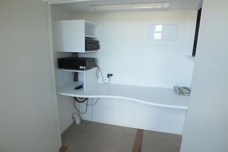 Photo of property in 118 Taupata Way, Matarangi, Whitianga, 3592