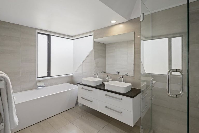 Photo of property in 79a Jeffreys Road, Fendalton, Christchurch, 8052