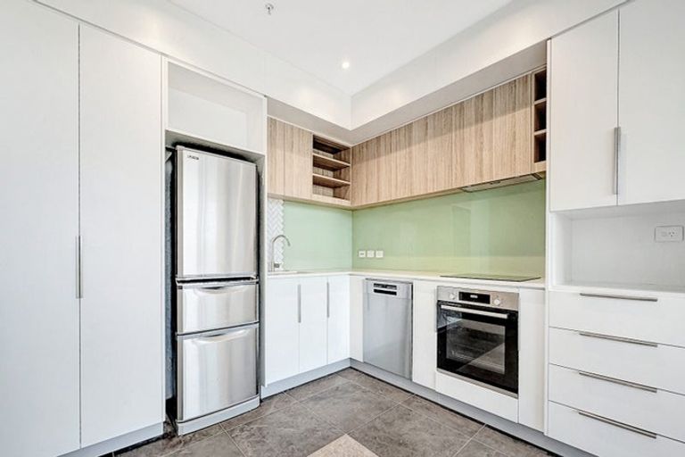 Photo of property in 501/1 Buscomb Avenue, Henderson, Auckland, 0610