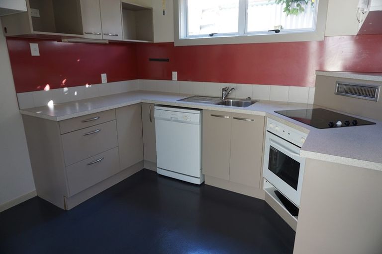 Photo of property in 18a Meeanee Quay, Westshore, Napier, 4110