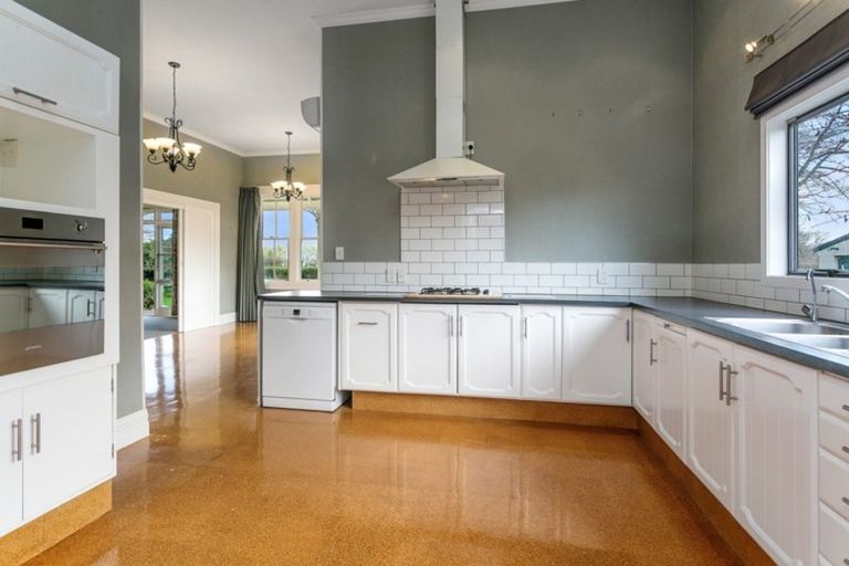 Photo of property in 206 Fencourt Road, Cambridge, 3493