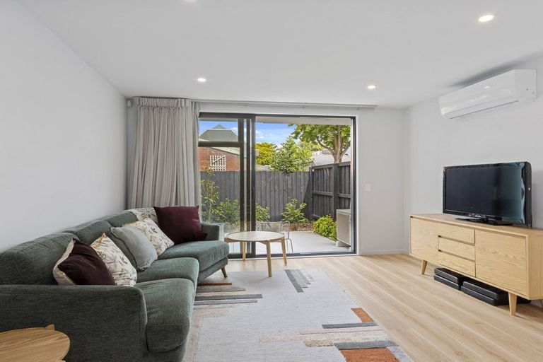 Photo of property in 3/12 New Brighton Road, Shirley, Christchurch, 8061