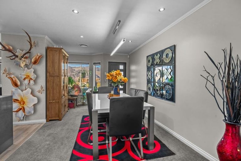 Photo of property in 37 Cairnmuir Crescent, Cromwell, 9310