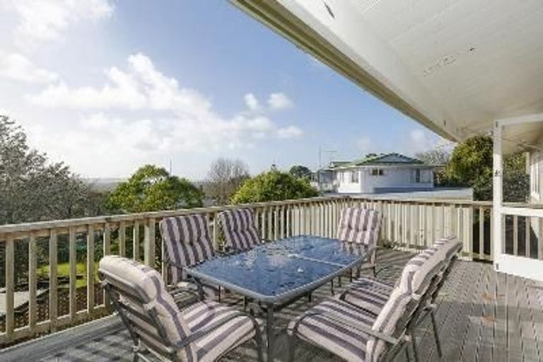 Photo of property in 89 Waimumu Road, Massey, Auckland, 0614