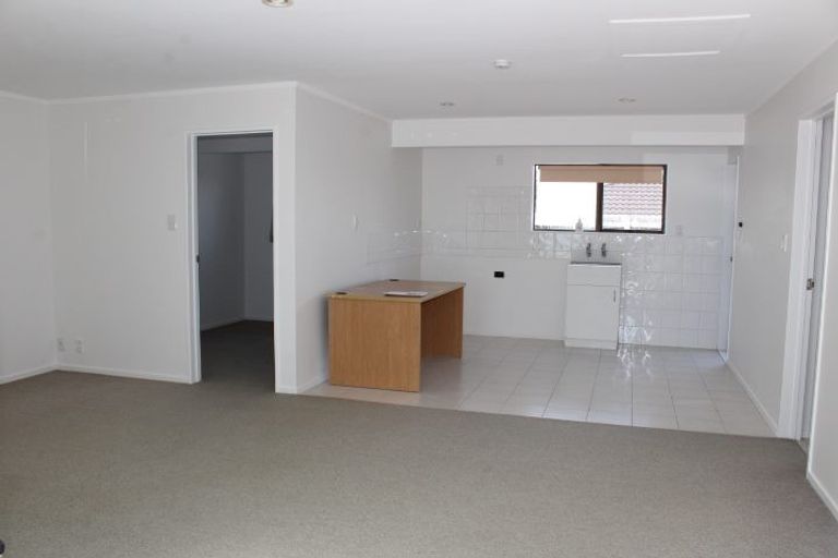Photo of property in 2/111 Whitford Road, Somerville, Auckland, 2014