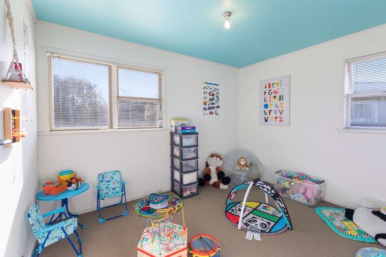 Photo of property in 37 Corlett Street, Utuhina, Rotorua, 3015