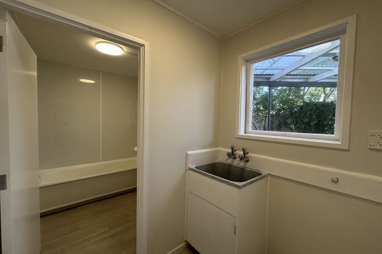 Photo of property in 3/2a Ascot Avenue, Narrow Neck, Auckland, 0624