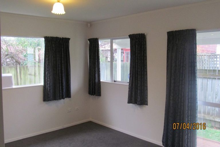 Photo of property in 2/17 Fitzherbert, Alicetown, Lower Hutt, 5010