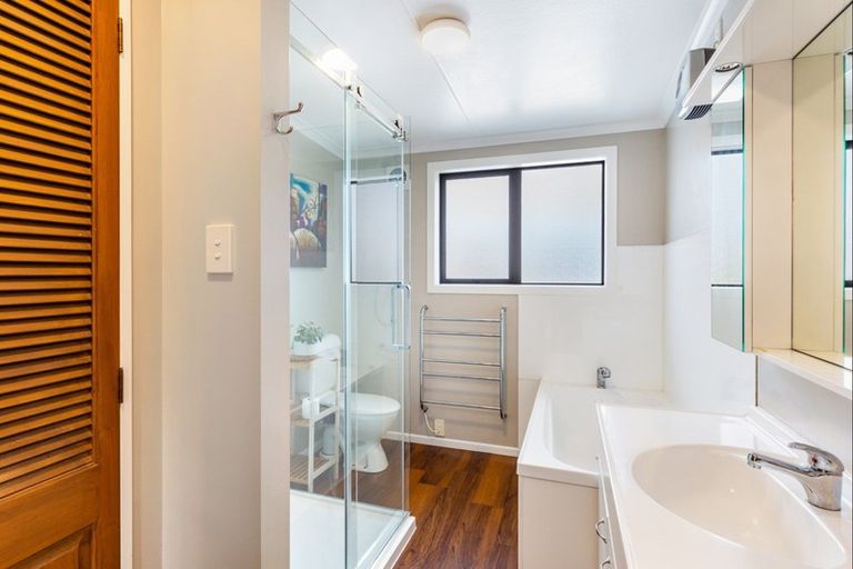 Photo of property in 810 Tukairangi Road, Acacia Bay, Taupo, 3385