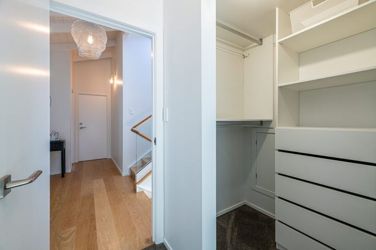 Photo of property in 22 Woodfern Crescent, Titirangi, Auckland, 0604